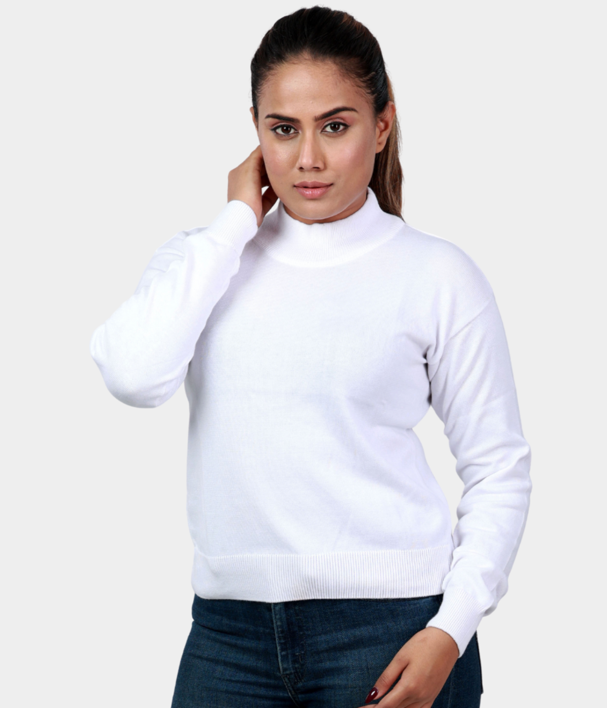White High Neck Full Sleeves Knitted Top